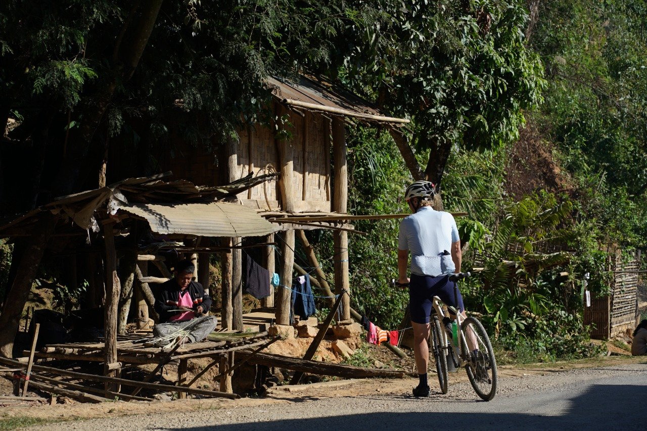 Hanoi Riding To Vientiane 16 Days
